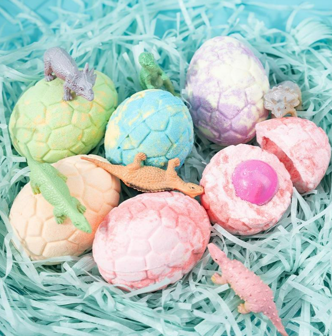 DinoHatch™ Surprise Egg Bath Bombs