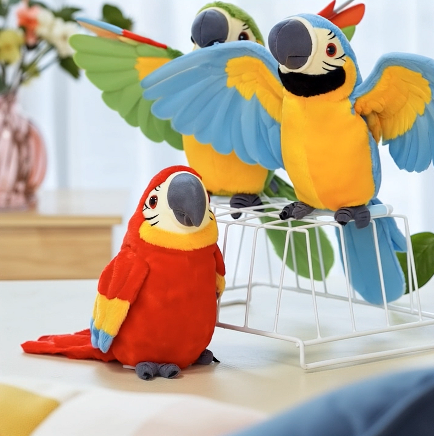🦜 Picotoy- Lifelike Parrot Buddy